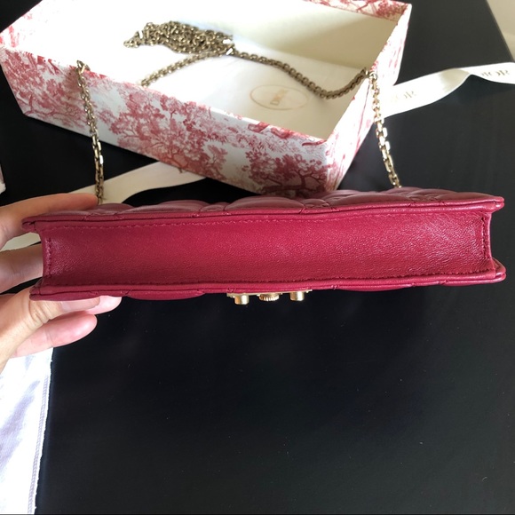 Christian Dior Red Dioraddict Wallet-On-Chain - Picture 5 of 8